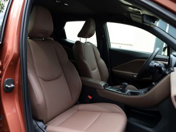 Lexus LBX